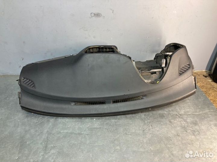 Торпедо Mitsubishi Outlander 3 панель безопасности