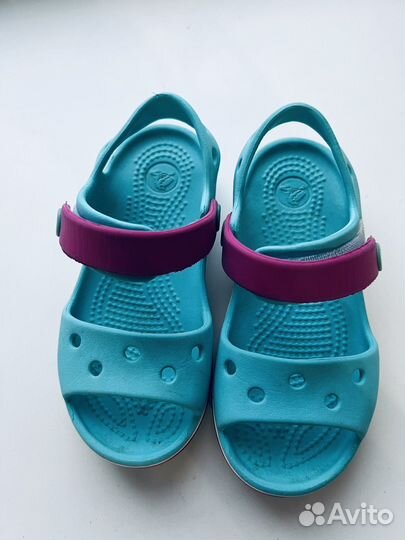 Сандали для девочки Crocs c9