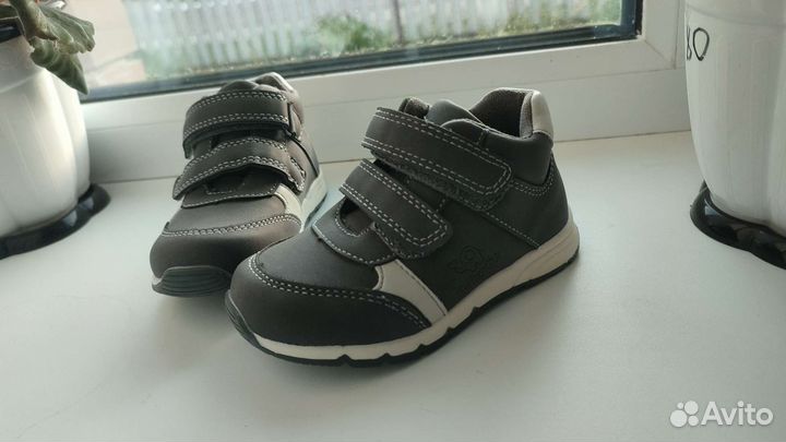 Ботинки детские 24 размер