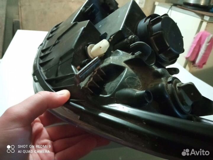 Фара передняя правая на hyundai santa fe 2