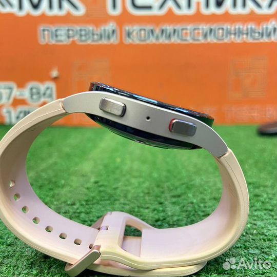 Умные часы Samsung Galaxy Watch 5