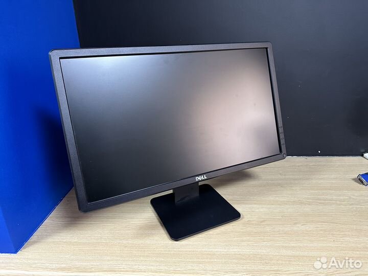 Монитор Dell 22