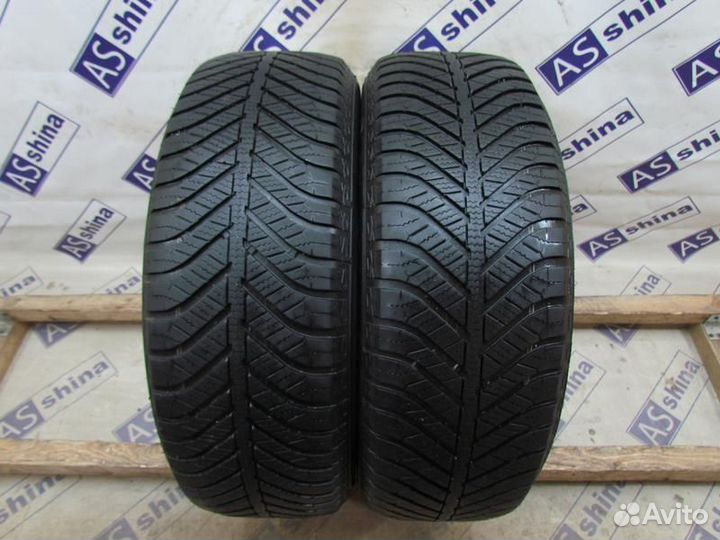 Goodyear Vector 4Seasons 215/60 R17 99G