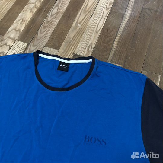 Лёгкий хлопковый костюм Hugo Boss шорты футболка