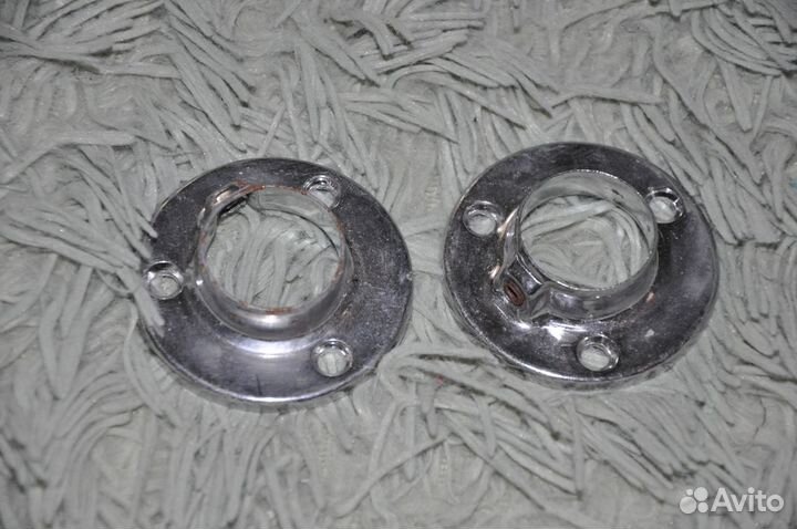 Мебельная фурнитура для труб хром