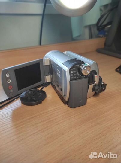 Видеокамера Sony Handycam
