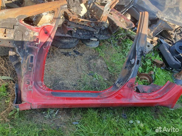 Левый порог лонжерон kia ceed JD