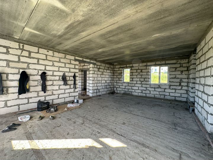 Коттедж 180 м² на участке 10 сот.