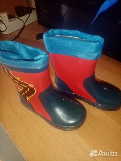 Резиновые сапоги