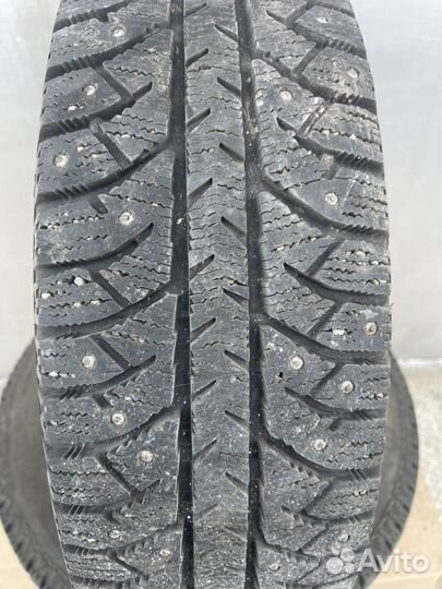 Bridgestone Ice Cruiser 7000S 185/65 R15 88T