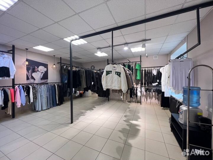 Продам готовый бизнес магазин одежды (шоурум)
