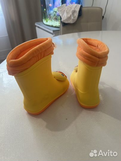 Детские резиновые сапоги