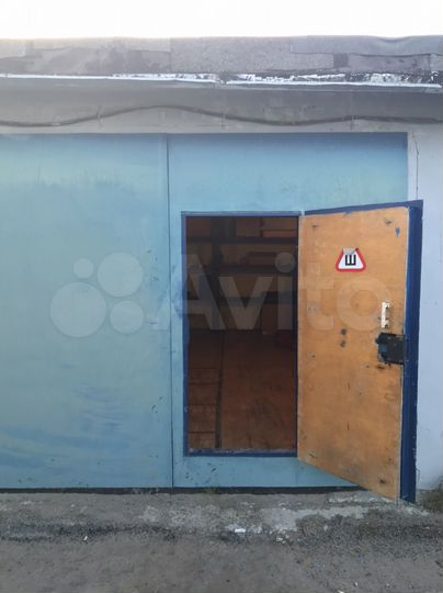 Гараж, > 30 м²