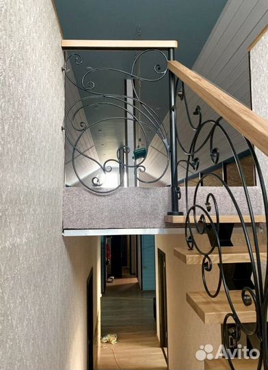 Лестницы г-образные под ключ