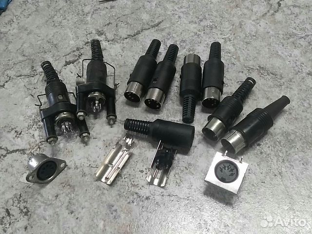 Разъемы для аппаратуры 5din