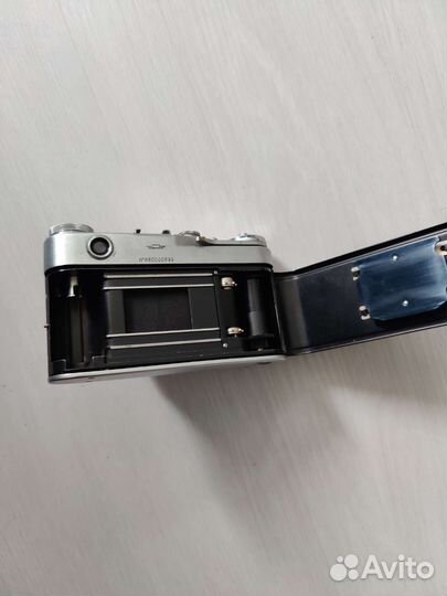 Плёночный фотоаппарат Зоркий 6