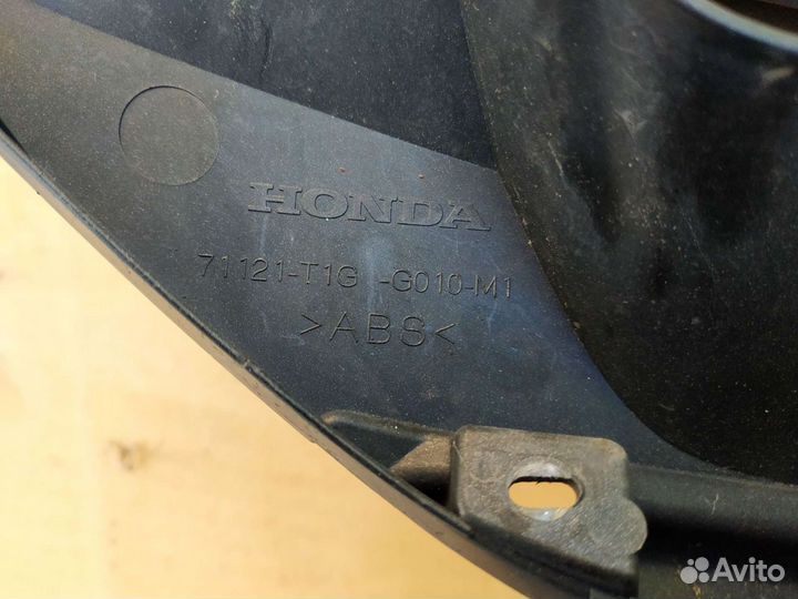 Решётка радиатора CR-V