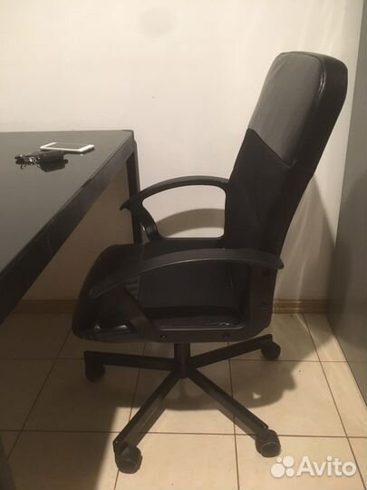Компьютерное кресло