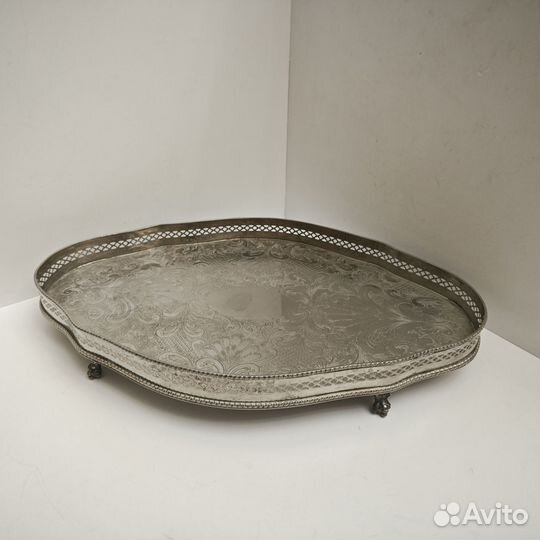 Поднос на ножках Sheffield серебрение