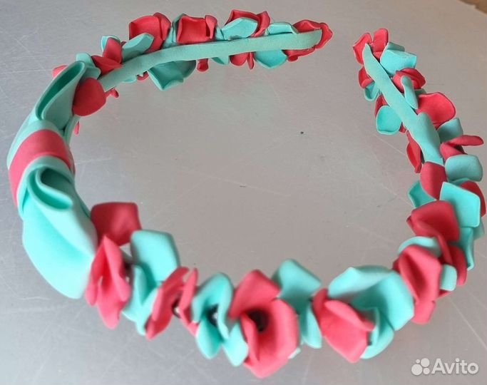 Ободок и заколочки для волос