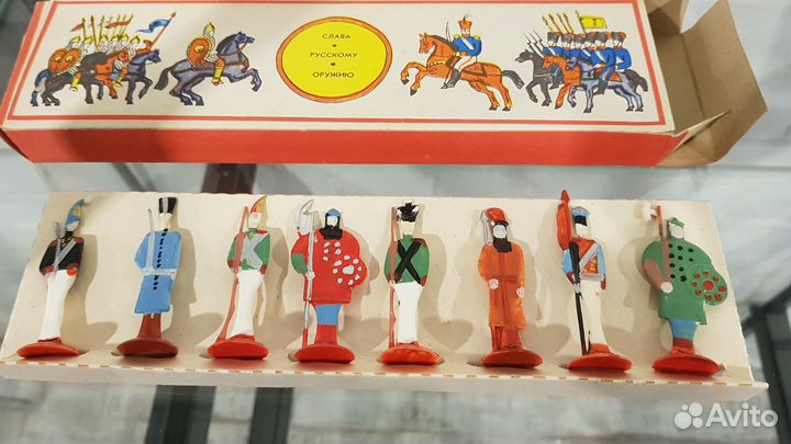 Солдатики слава русскому оружию