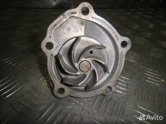 Насос водяной (помпа) SX4 (06-13) /Swift (04-15) 1