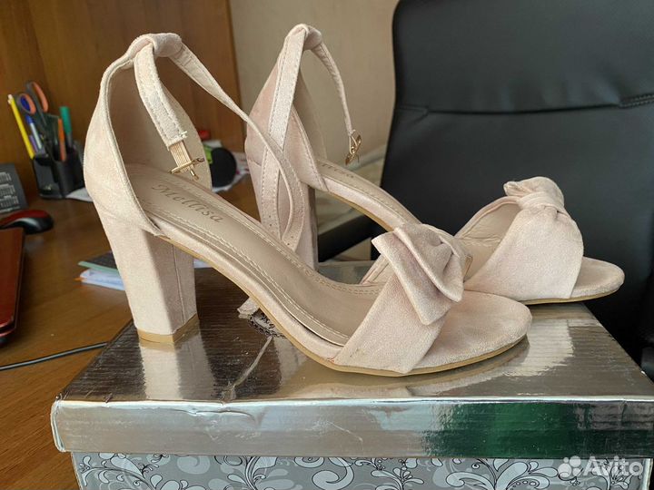 Туфли женские 39 размер
