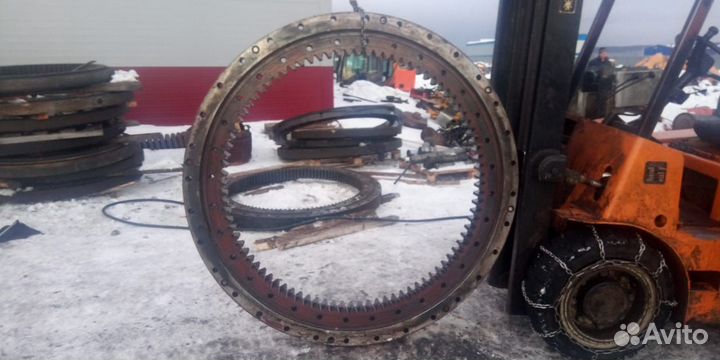 Опорно поворотный подшипник Кранекс ек270