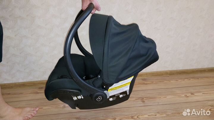 Детское автокресло от 0 maxi cosi