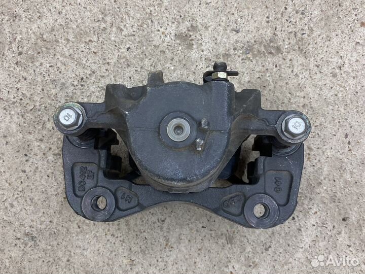 Супорт тормозной передний правый хундай соната 5