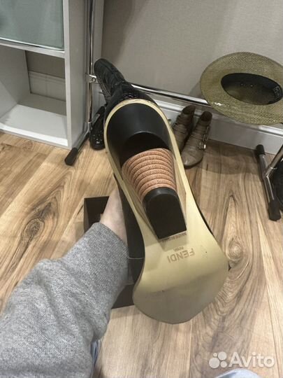 Казаки fendi