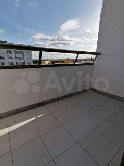 2-к. квартира, 52 м², 8/9 эт.