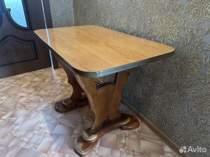 Кухонный стол бу