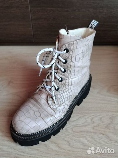 Ботинки женские
