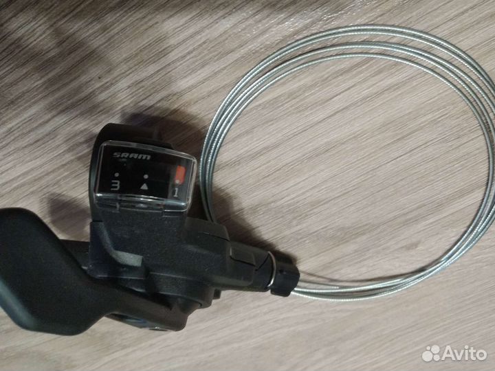 Манетки Sora, Altus, Sram