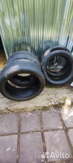 Continental PremiumContact 6 SSR 275/40 R22 и 315/35 R22 111Y