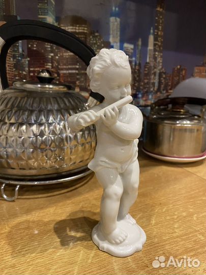 Статуэтка путти фарфор германия