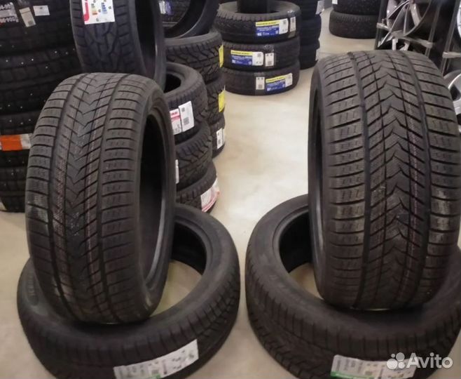 Grenlander IceHawke II 275/45 R21 110H