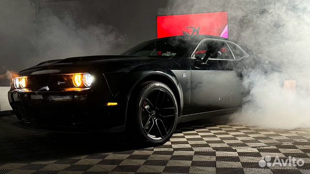 Dodge Challenger 3.6 AT, 2021, 39 000 км с пробегом, цена 4600000 руб.