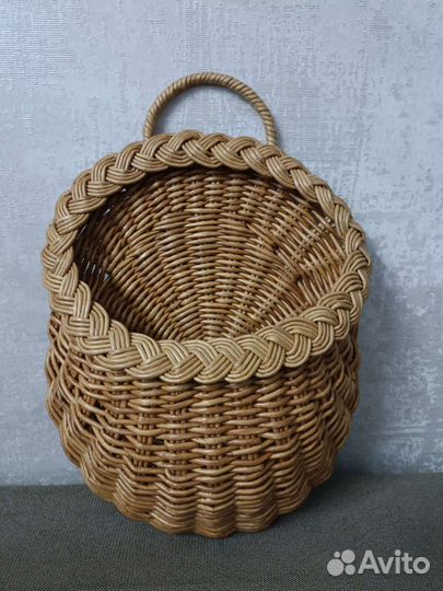 Корзина плетеная подвесная