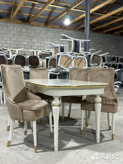 Стол \ стол в наличии