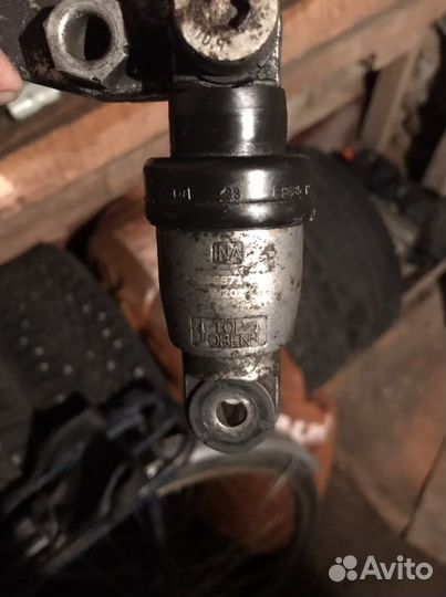 Натяжитель приводного ремня