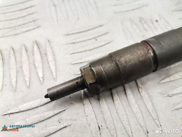 Форсунка Suzuki Grand Vitara рест. 2006 1531067JG0