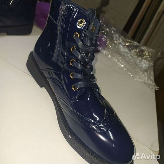 Ботинки женские 40 размер лакированные