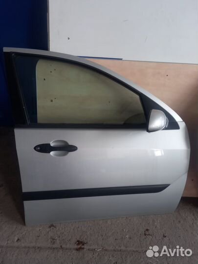 На разбор Форд Фокус 1 универсал, 1,8, механика