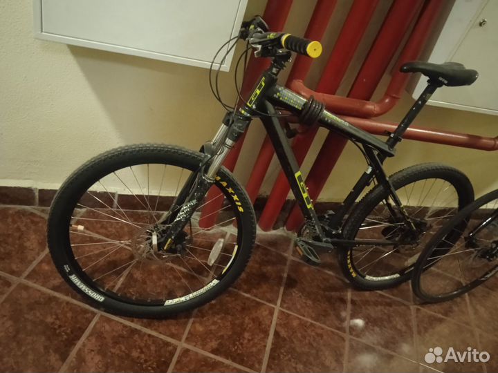 Велосипед GT avalanche 3.0