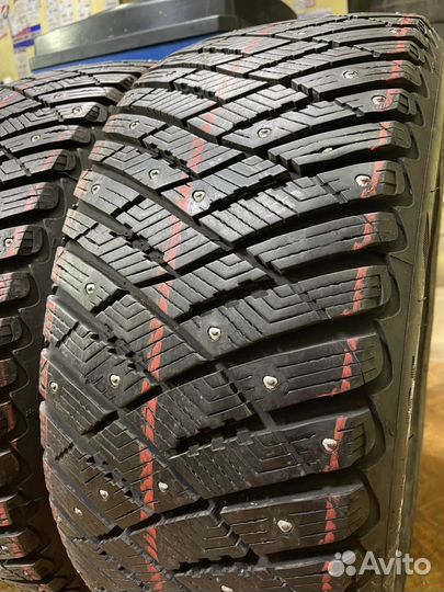 Goodyear Ultragrip Ice Arctic 245/45 R18 100T