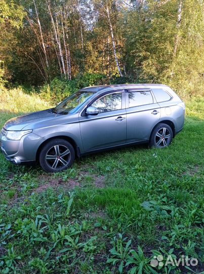 Mitsubishi Outlander, 2012