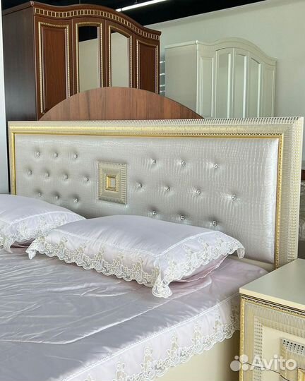 Спальный гарнитур Богемия