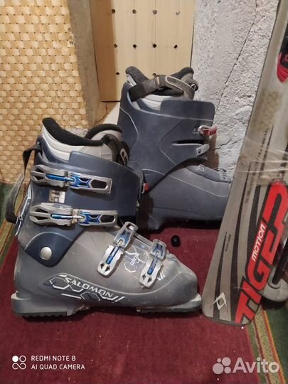 Горные лыжи,ботинки,палки комплект